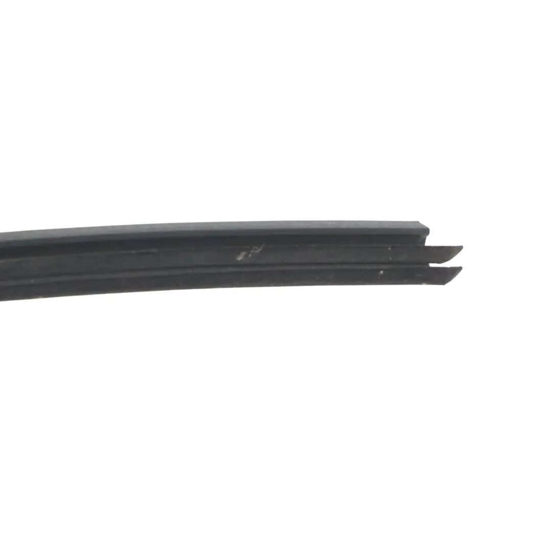 Audi A4 B9 Joint d'étanchéité intérieur de porte avant droit - SKU 8W0837480 - Numéro de pièce 8W0837480