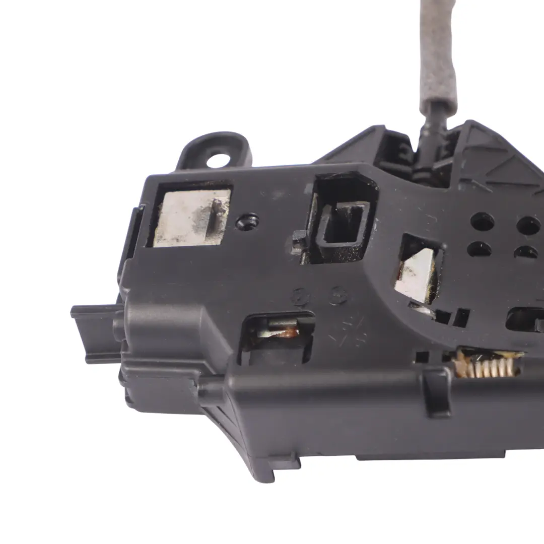 Prowadnica Uchwyt Mocowanie Klamki Tył Prawo do Audi A4 B9 o numerze 8W0837812A Audi A4 B9 Prowadnica Uchwyt Mocowanie Klamki Tył Prawo - SKU 8W0837812A - Numer Części 8W0837812A