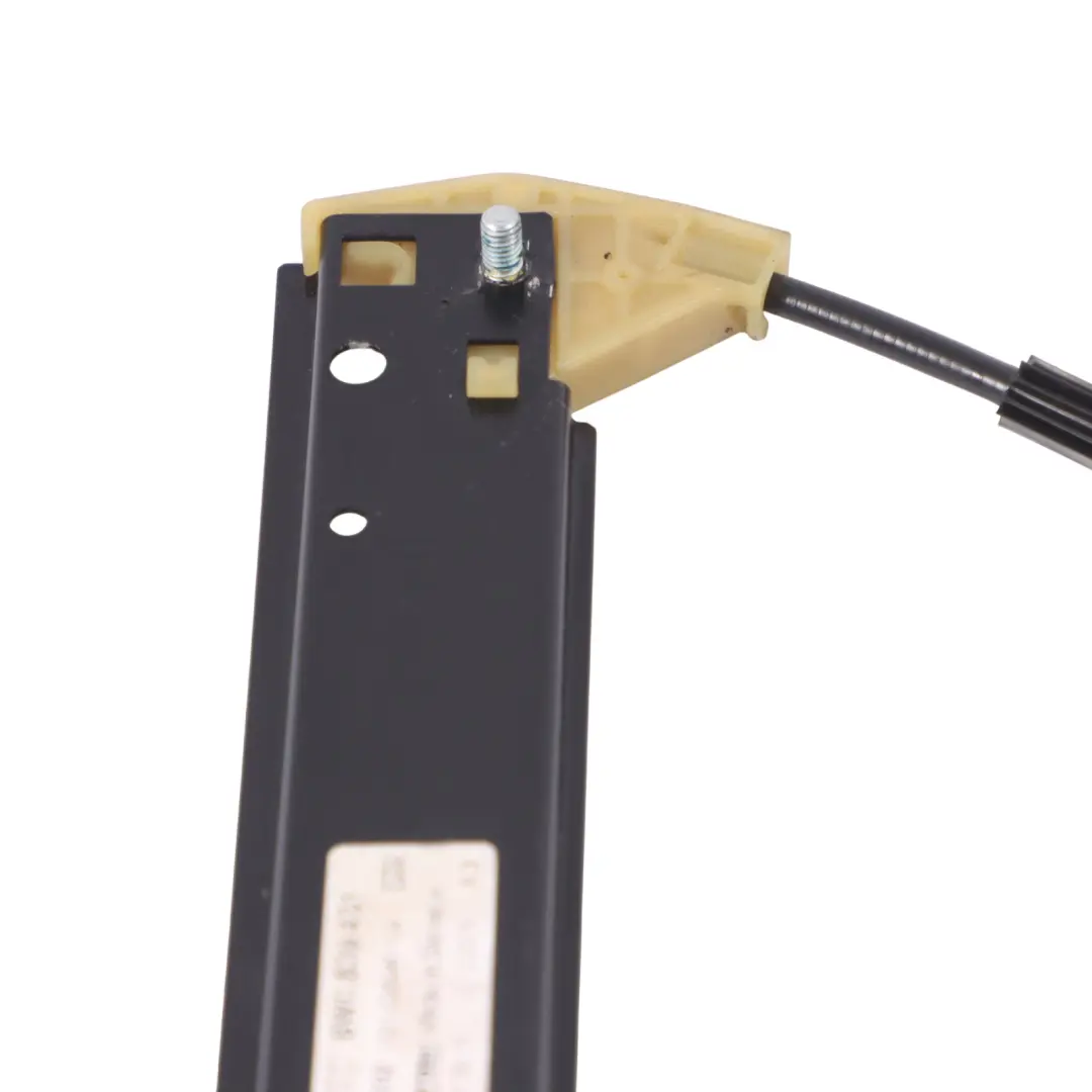 Meccanismo regolatore alzacristalli posteriore sinistro per Audi A4 B9 con numero di parte 8W0839461 Audi A4 B9 Meccanismo regolatore alzacristalli posteriore sinistro - SKU 8W0839461 - Numero di parte 8W0839461