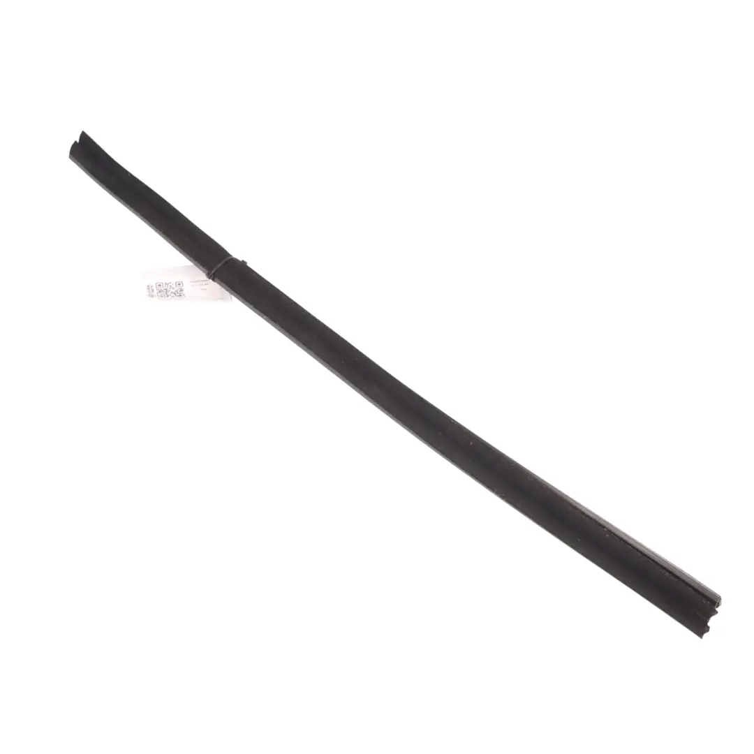 Audi A4 B9 Porta posteriore Guarnizione gomma interna destra - SKU 8W0839480 - Numero di parte 8W0839480