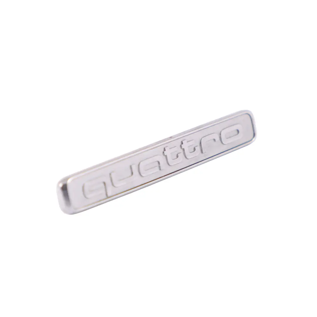 Audi A4 B9 Emblemat Napis Deski Rozdzielczej Quattro Aluminium - SKU 8W0853191 - Numer Części 8W0853191