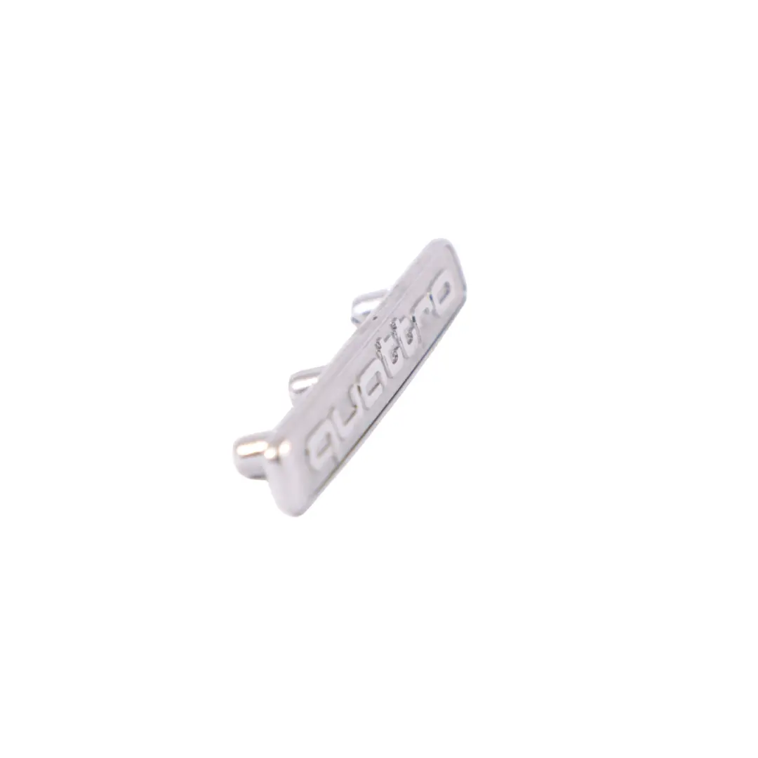 Audi A4 B9 Cruscotto Emblema Lettering Quattro Alluminio - SKU 8W0853191 - Numero di parte 8W0853191
