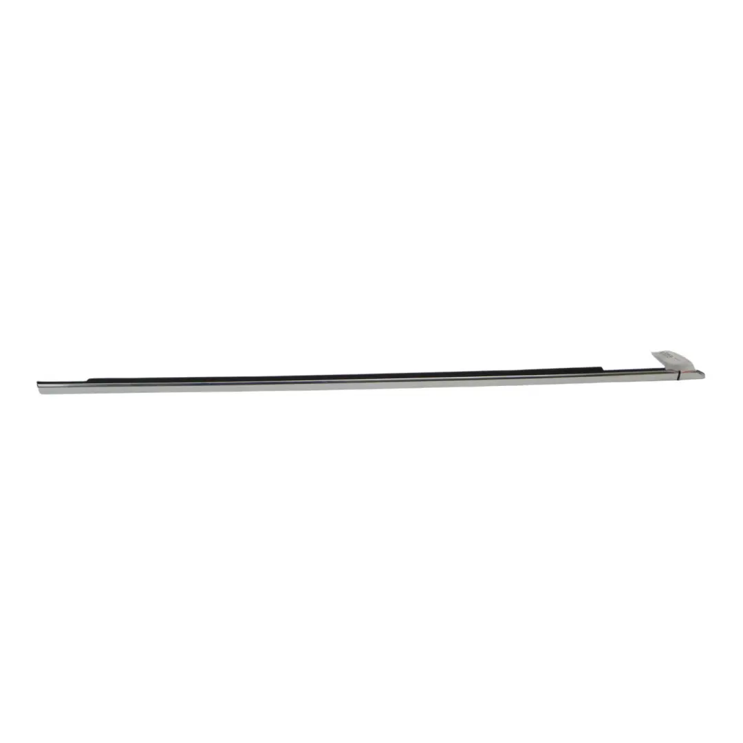 Audi A4 B9 Puerta Delantera Moldura Exterior Burlete Junta Derecha - SKU 8W0853284E - Número de pieza 8W0853284E