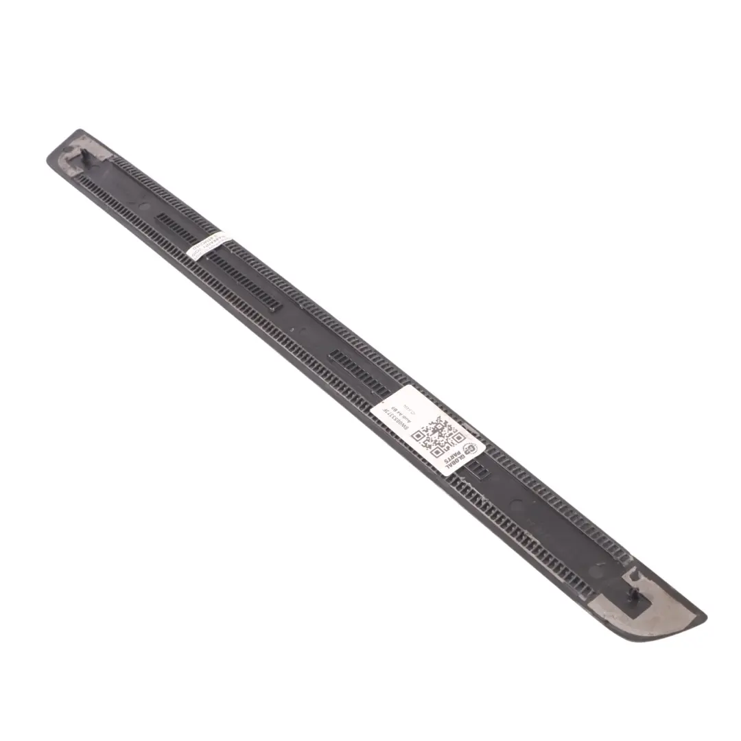 Listwa Progowa Ozdobna Lewy Przód do Audi A4 B9 o numerze 8W0853373F Audi A4 B9 Listwa Progowa Ozdobna Lewy Przód - SKU 8W0853373F - Numer Części 8W0853373F