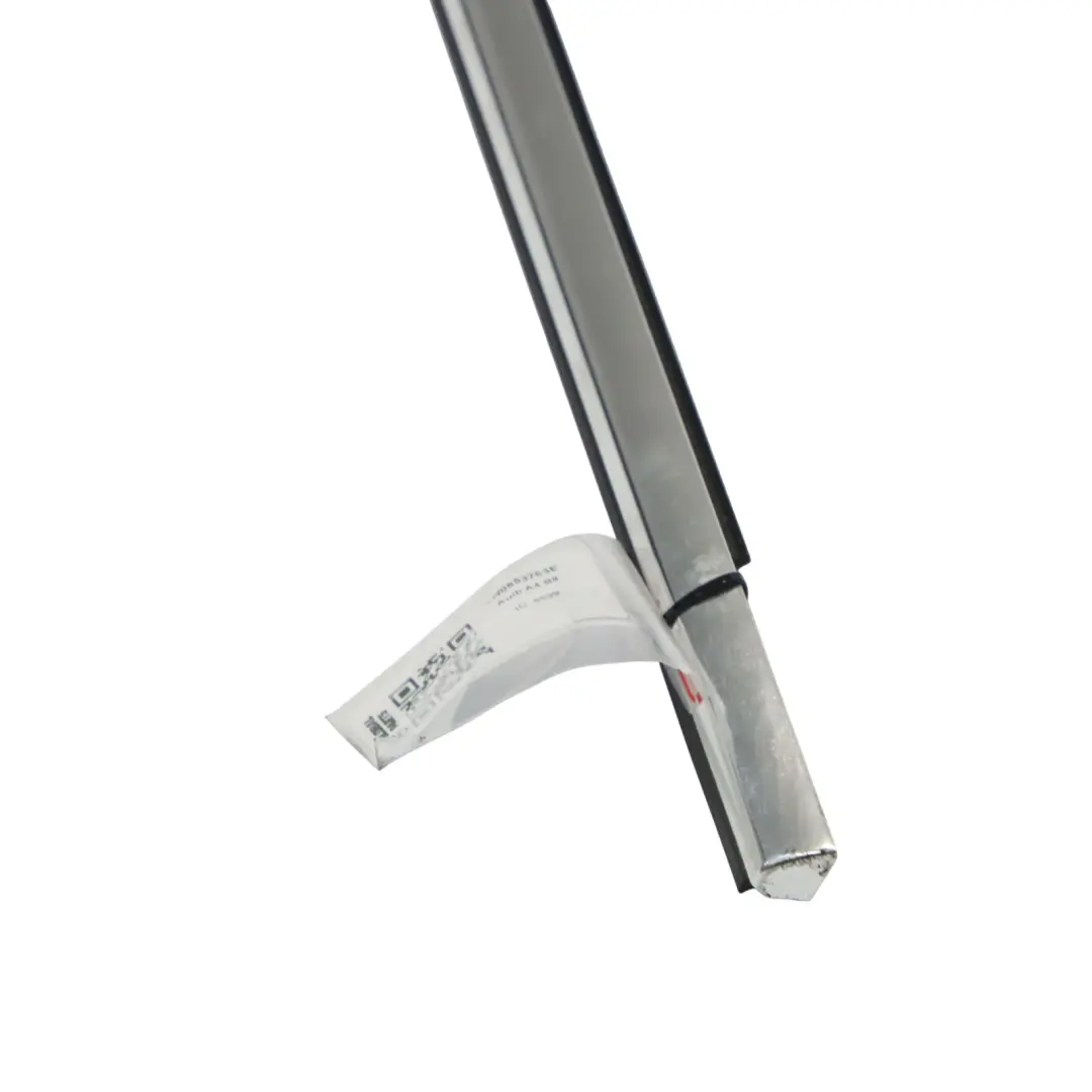Hecktür Fenster Dichtung Zierleiste Chrom Leiste Links für Audi A4 B9 mit Teilenummer 8W0853763E Audi A4 B9 Hecktür Fenster Dichtung Zierleiste Chrom Leiste Links - SKU 8W0853763E - Teilenummer 8W0853763E