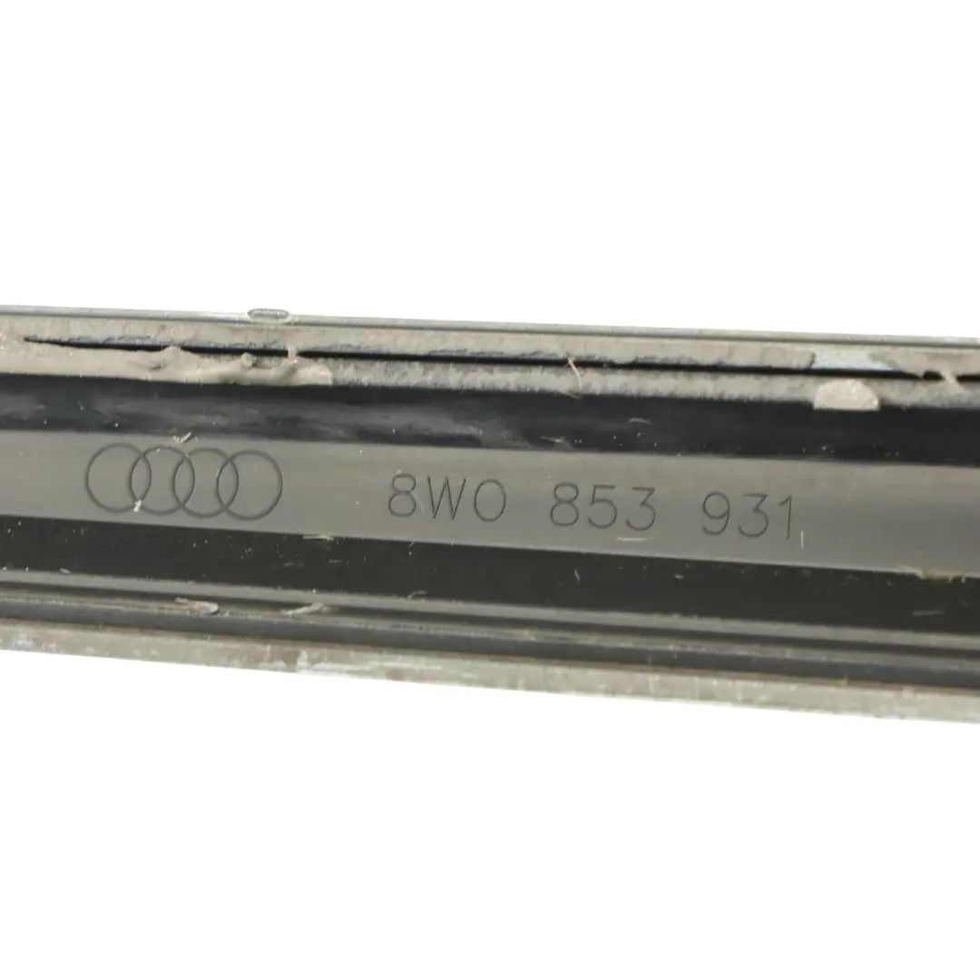 Audi A4 B9 Listón Protector Faldón Lateral Izquierdo Daytona Grey Perla - Z7S - SKU 8W0853931-DGR - Número de pieza 8W0853931
