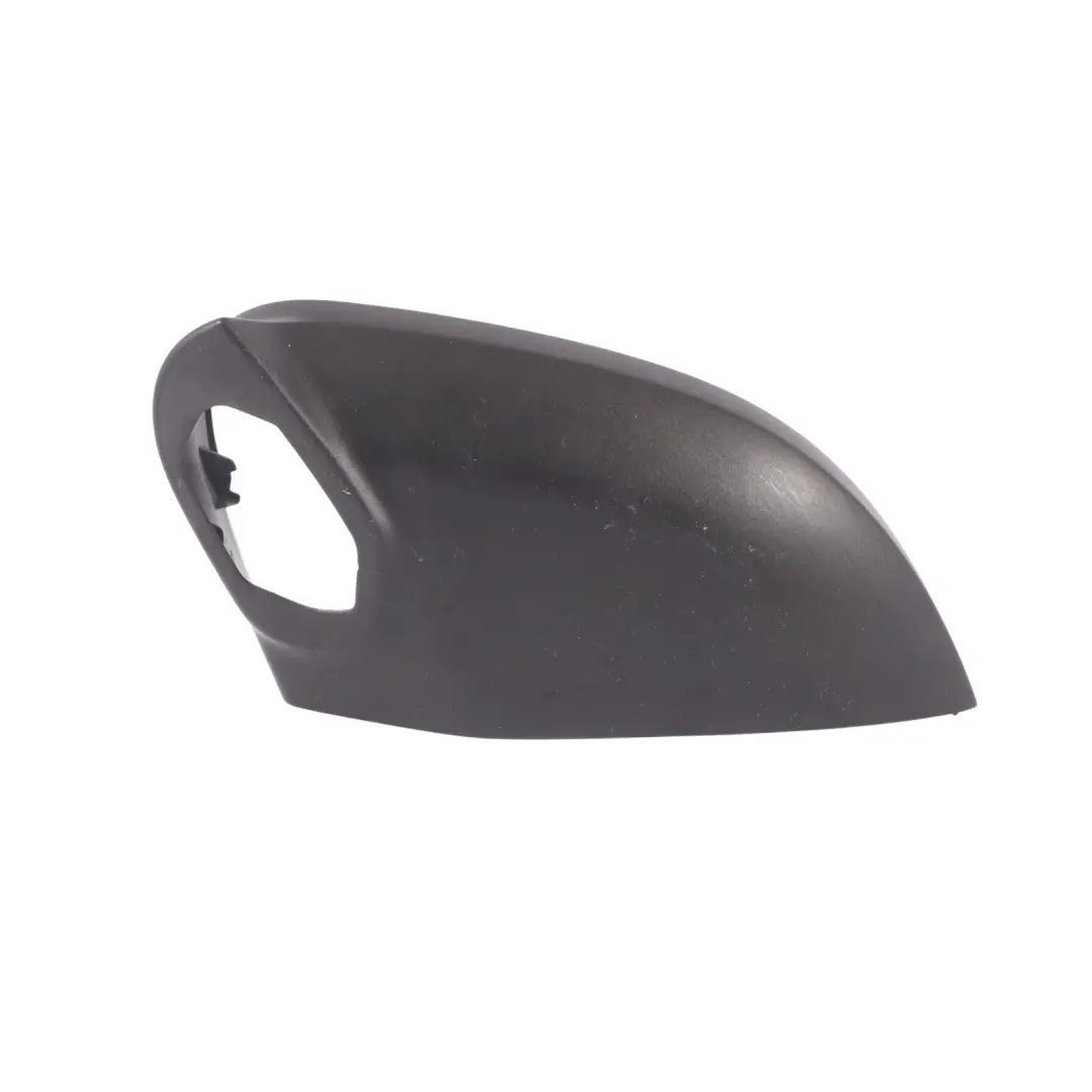 Obudowa Osłona Lusterka Lewa Strona do Audi A4 B9 o numerze 8W0857527 Audi A4 B9 Obudowa Osłona Lusterka Lewa Strona - SKU 8W0857527 - Numer Części 8W0857527