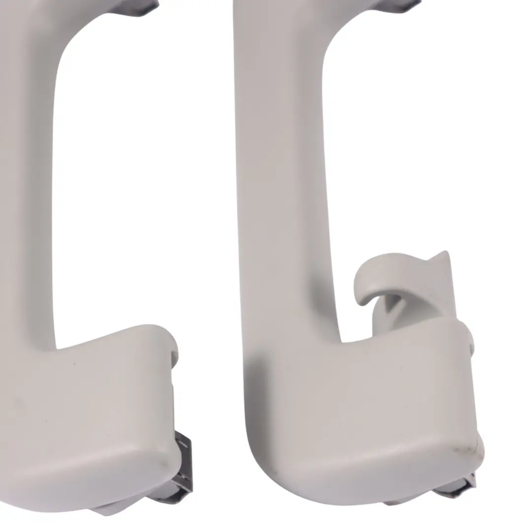 Maniglia interna del tetto 4x Set per Audi A4 B9 con numero di parte 8W0857607 Audi A4 B9 Maniglia interna del tetto 4x Set - SKU 8W0857607 - Numero di parte 8W0857607