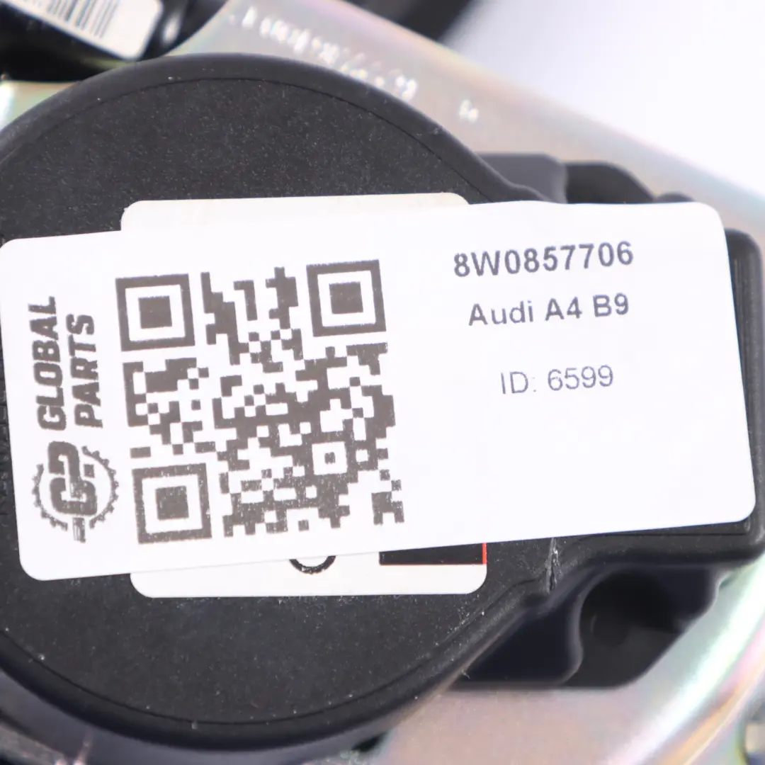 Cintura di sicurezza anteriore destra superiore Nero per Audi A4 B9 con numero di parte 8W0857706 Audi A4 B9 Cintura di sicurezza anteriore destra superiore Nero - SKU 8W0857706 - Numero di parte 8W0857706