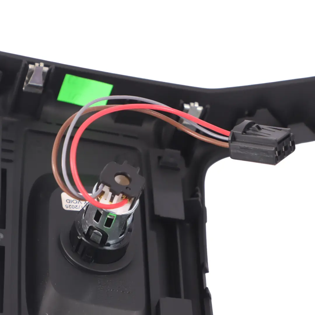 Audi A4 B9 Osłona Tunelu Środkowego Ramka Nawiewów Gniazdo 12V - SKU 8W0863324 - Numer Części 8W0863324