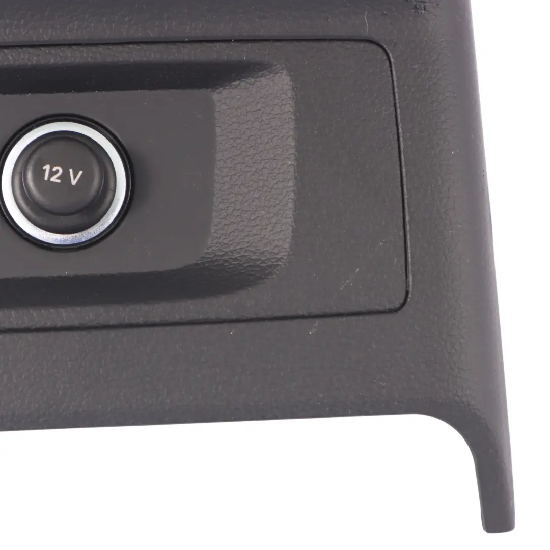 Audi A4 B9 Console centrale posteriore Copertura aria Presa 12V - SKU 8W0863324 - Numero di parte 8W0863324