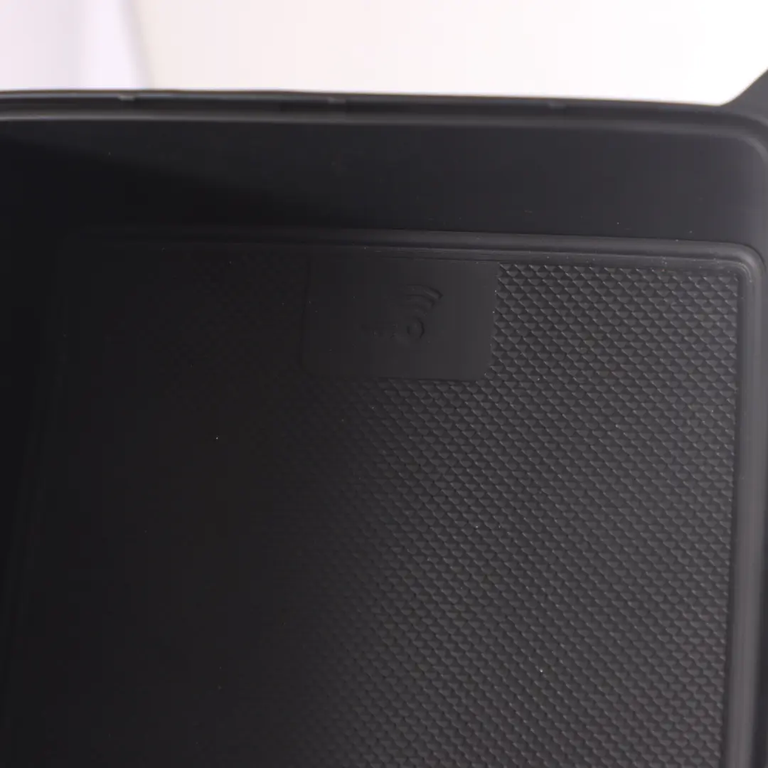 Consola Central Bandeja Portaobjetos Compartimento para Audi A4 B9 con número de pieza 8W0864981 Audi A4 B9 Consola Central Bandeja Portaobjetos Compartimento - SKU 8W0864981 - Número de pieza 8W0864981