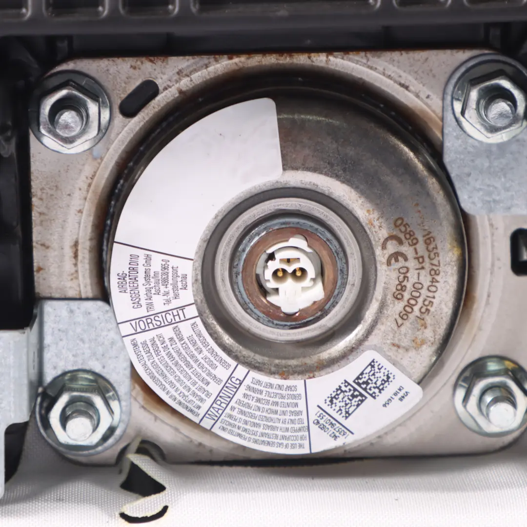 Salpicadero Módulo de Aire Lado Pasajero para Audi A4 B9 con número de pieza 8W0880204D Audi A4 B9 Salpicadero Módulo de Aire Lado Pasajero - SKU 8W0880204D - Número de pieza 8W0880204D