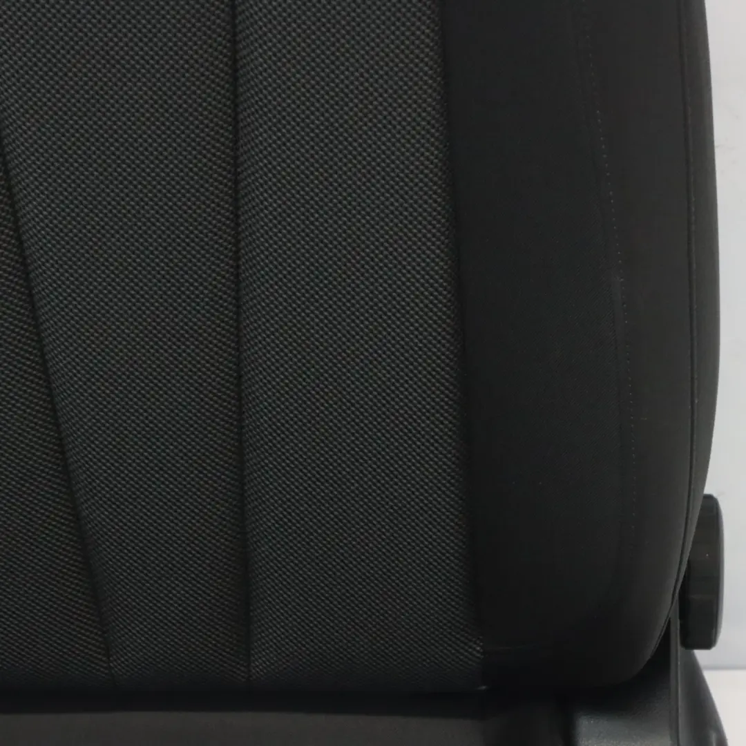 Audi A4 B9 8W Fotel Przedni Lewy Przód Grzany Materiałowy Soul Czarny - SKU 8W0881805A-1 - Numer Części 8W0881805A