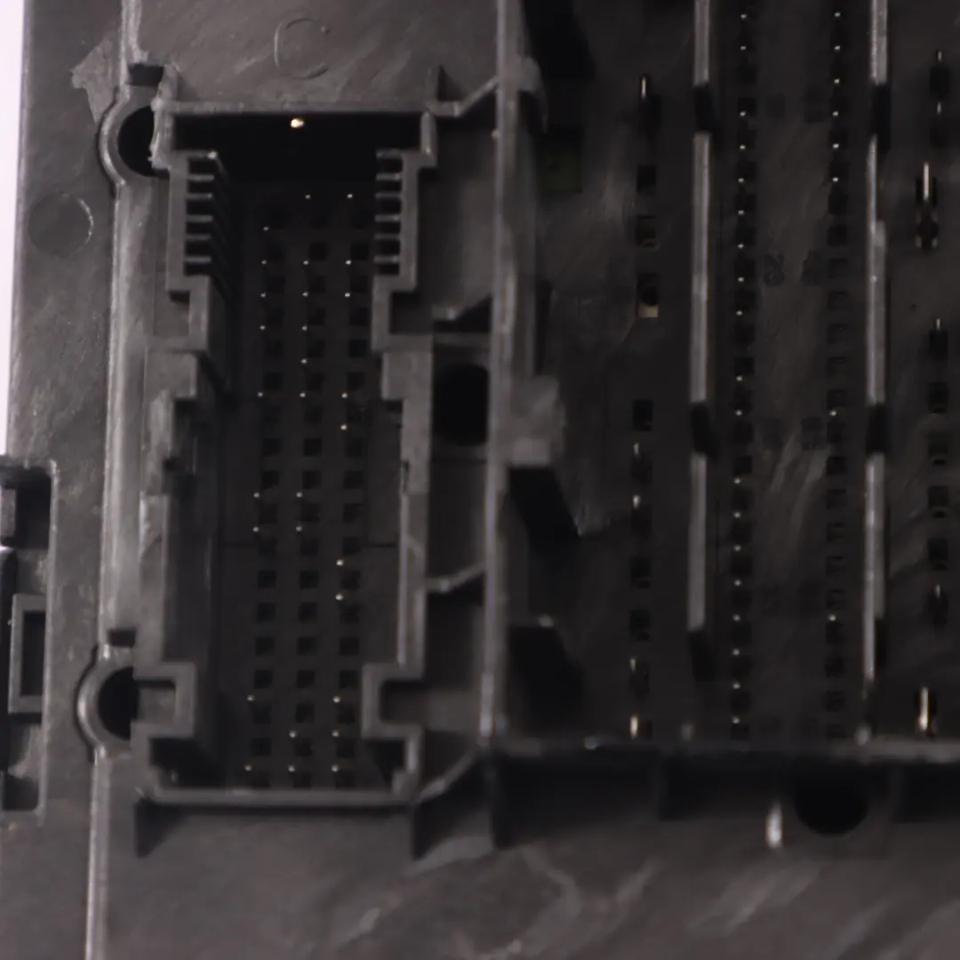 Moduł Komfortu BCM do Audi A4 B9 Q5 FY o numerze 8W0907063CH Audi A4 B9 Q5 FY Moduł Komfortu BCM - SKU 8W0907063CH - Numer Części 8W0907063CH