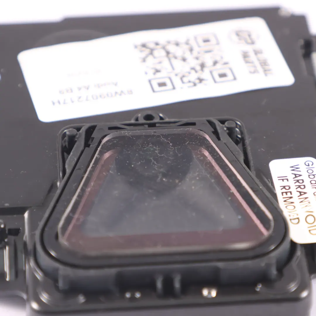 Kamera Asystent Przedniej Szyby Czołowej do Audi A4 B9 o numerze 8W0907217H Audi A4 B9 Kamera Asystent Przedniej Szyby Czołowej - SKU 8W0907217H - Numer Części 8W0907217H