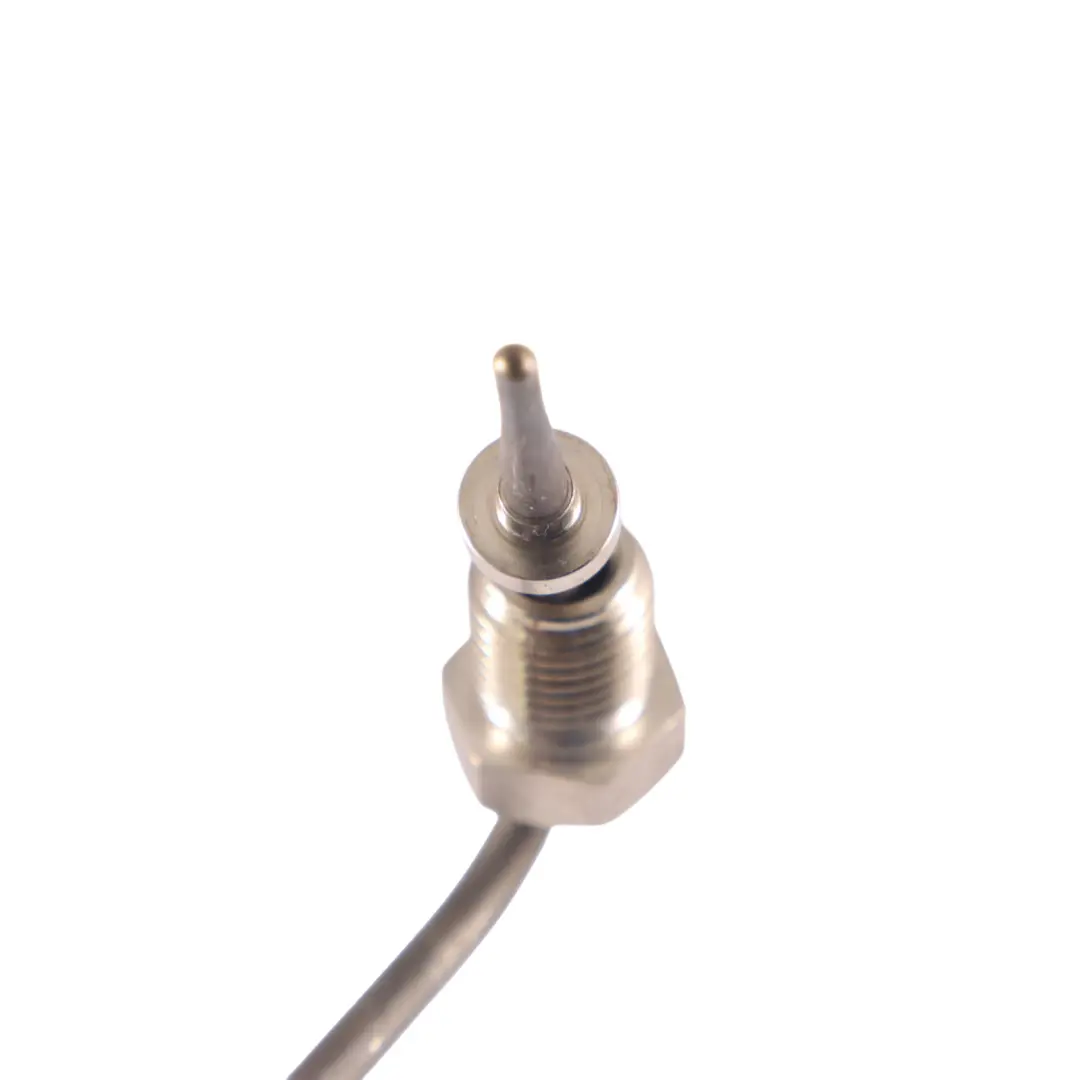 Czujnik Temperatury Spalin do Audi A4 B9 o numerze 8W0919519B Audi A4 B9 Czujnik Temperatury Spalin - SKU 8W0919519B - Numer Części 8W0919519B