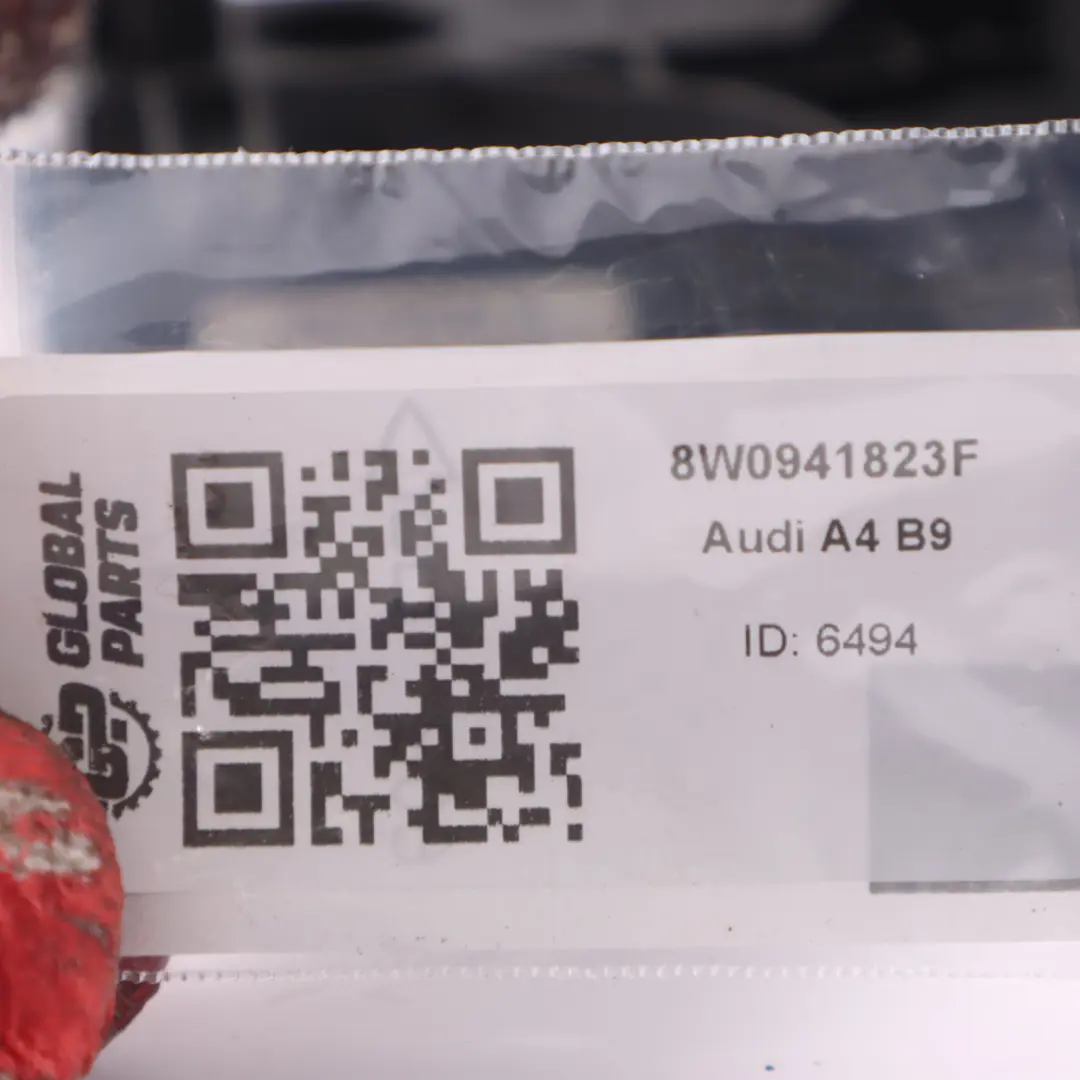 Boîte à fusibles de distribution d'énergie Batterie pour Audi A4 B9 à propos du numéro de pièce 8W0941823F Audi A4 B9 Boîte à fusibles de distribution d'énergie Batterie - SKU 8W0941823F - Numéro de pièce 8W0941823F