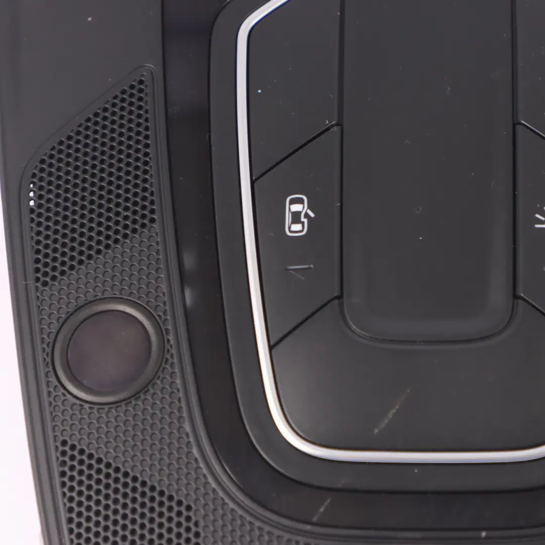 Audi A4 B9 Interior Techo Iluminación Interruptor Lámpara Luz Lectura 8W0947135D - SKU 8W0947135D-1 - Número de pieza 8W0947135D-1