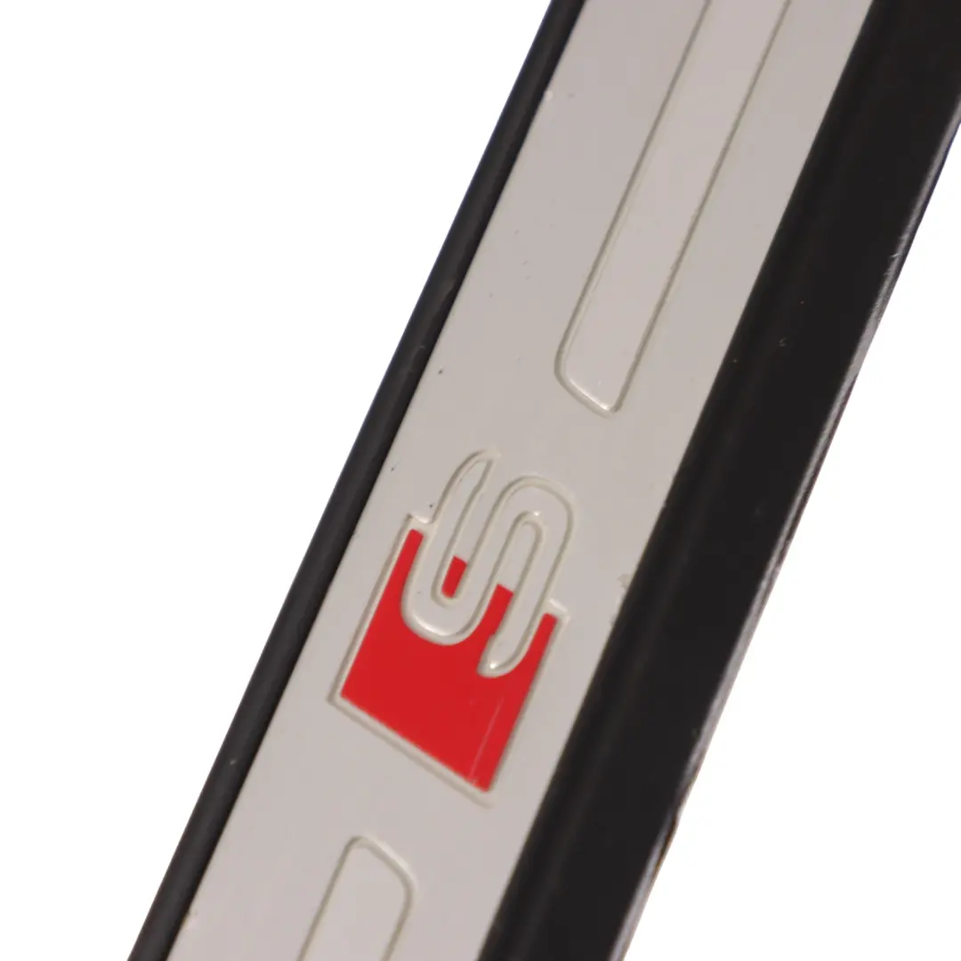 Tira de umbral puerta delantera izquierda Placa entrada para Audi A4 B9 con número de pieza 8W0947417A Audi A4 B9 Tira de umbral puerta delantera izquierda Placa entrada - SKU 8W0947417A - Número de pieza 8W0947417A