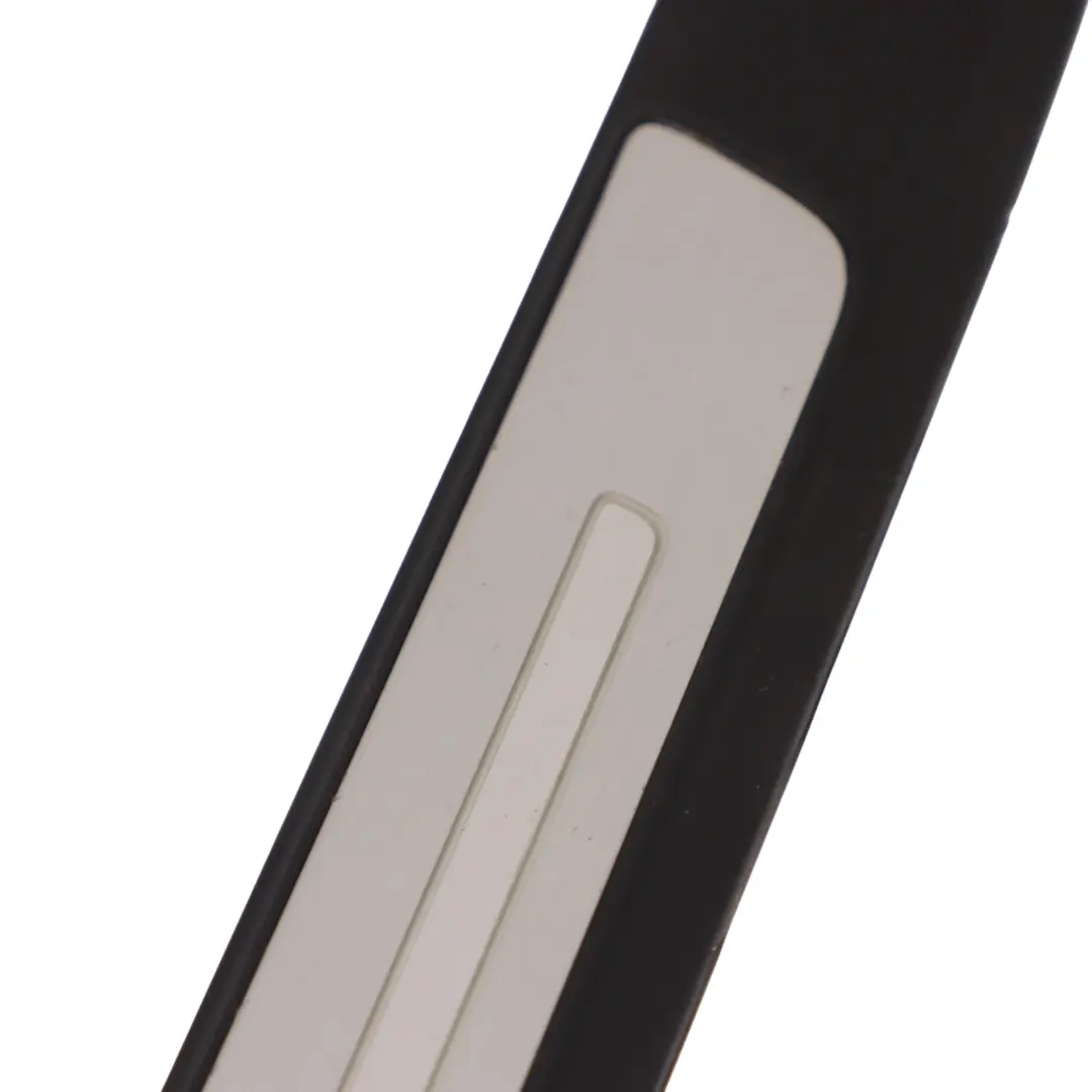 Tira de umbral puerta delantera izquierda Placa entrada para Audi A4 B9 con número de pieza 8W0947417A Audi A4 B9 Tira de umbral puerta delantera izquierda Placa entrada - SKU 8W0947417A - Número de pieza 8W0947417A