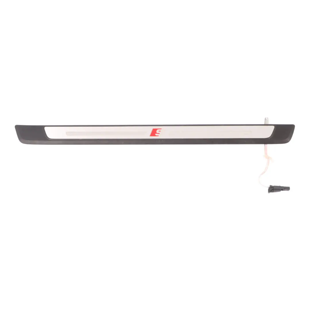 Striscia soglia porta anteriore destra Ingresso Trim Plate per Audi A4 B9 con numero di parte 8W0947418A Audi A4 B9 Striscia soglia porta anteriore destra Ingresso Trim Plate - SKU 8W0947418A - Numero di parte 8W0947418A