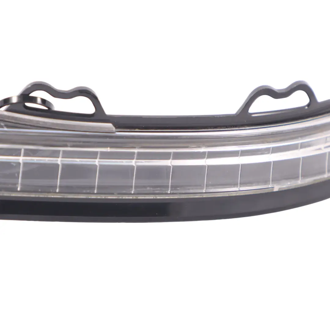 Audi A4 B9 Rétroviseur Lampe témoin de clignotant d'aile gauche - SKU 8W0949101 - Numéro de pièce 8W0949101
