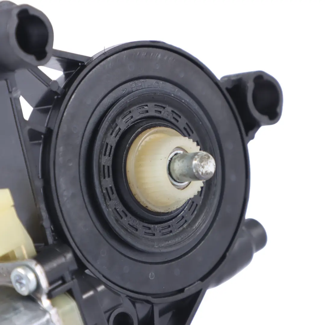 Moteur De Commande De Lève Vitre Avant Gauche pour Audi A4 B9 à propos du numéro de pièce 8W0959801 Audi A4 B9 Moteur De Commande De Lève Vitre Avant Gauche - SKU 8W0959801 - Numéro de pièce 8W0959801