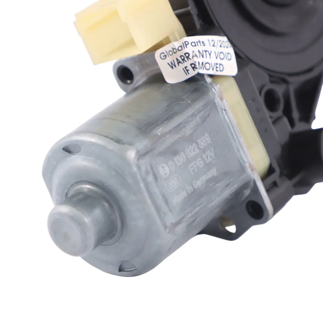 Hintere Tür Fenster Steuerung Motor Mechanismus Links für Audi A4 B9 mit Teilenummer 8W0959811 Audi A4 B9 Hintere Tür Fenster Steuerung Motor Mechanismus Links - SKU 8W0959811 - Teilenummer 8W0959811