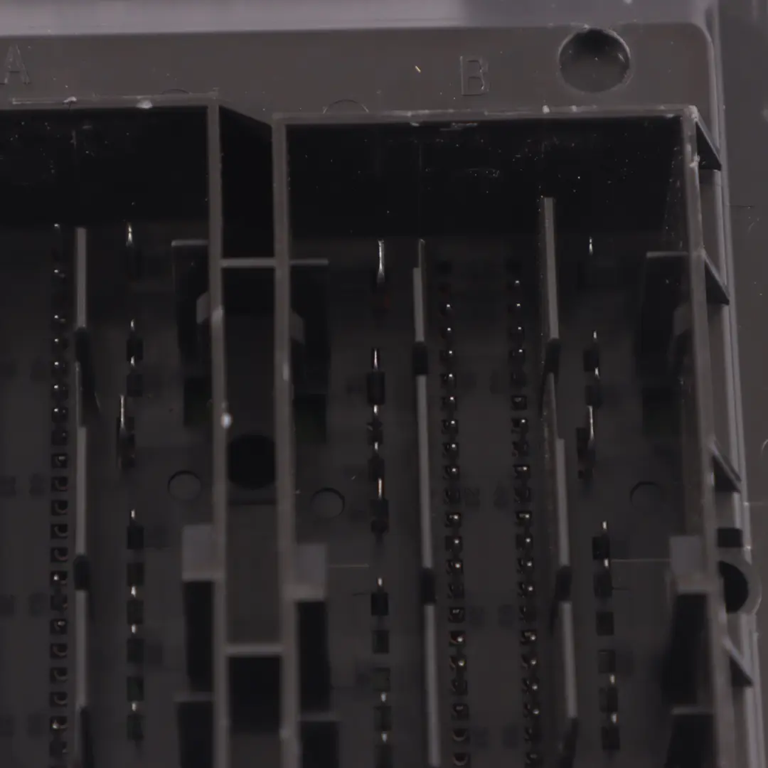 Module l'unité contrôle confort carrosserie BCM pour Audi A4 B9 à propos du numéro de pièce 8W1907063CC Audi A4 B9 Module l'unité contrôle confort carrosserie BCM - SKU 8W1907063CC - Numéro de pièce 8W1907063CC