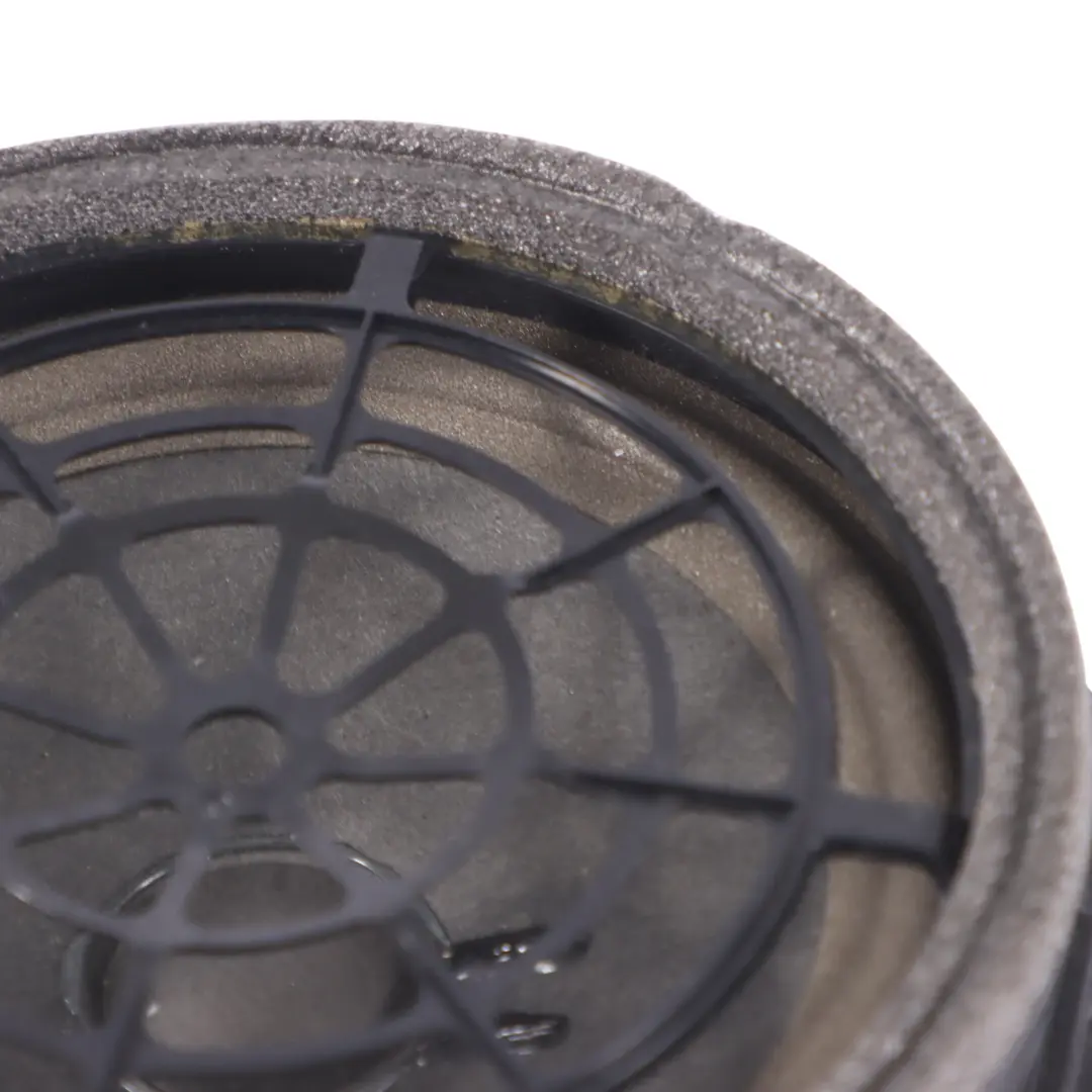 Puerta Trasera Altavoz Tweeter Izquierda Derecha para Audi A4 B9 con número de pieza 8W5035411 Audi A4 B9 Puerta Trasera Altavoz Tweeter Izquierda Derecha - SKU 8W5035411 - Número de pieza 8W5035411