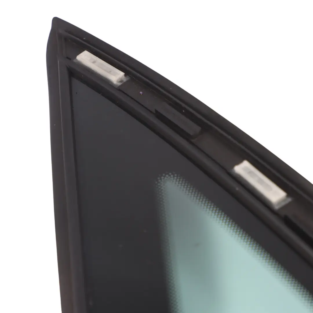 Trasero Cuarto Ventana Lateral Vidrio Izquierdo AS2 para Audi A4 B9 con número de pieza 8W5845297D Audi A4 B9 Trasero Cuarto Ventana Lateral Vidrio Izquierdo AS2 - SKU 8W5845297D - Número de pieza 8W5845297D