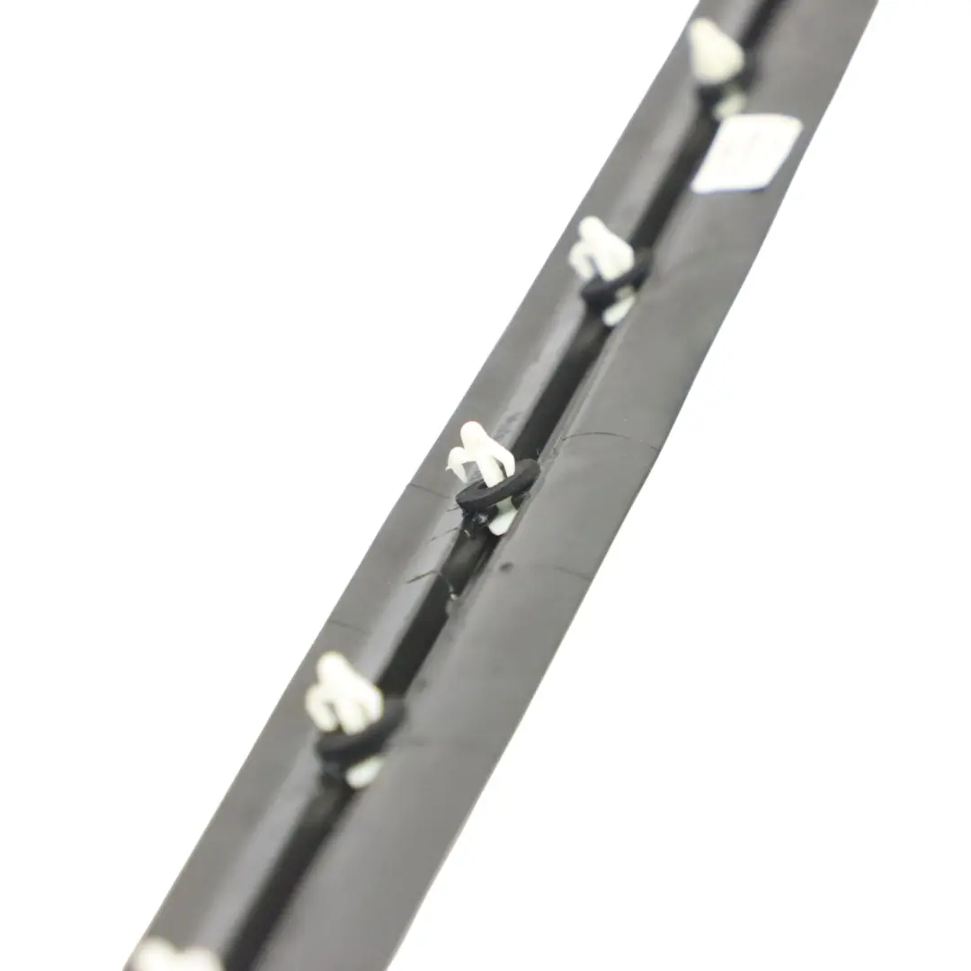 Kofferraumklappe Heckklappe hinten Dachrahmen Befestigung für Audi A4 B9 mit Teilenummer 8W9827229 Audi A4 B9 Kofferraumklappe Heckklappe hinten Dachrahmen Befestigung - SKU 8W9827229 - Teilenummer 8W9827229