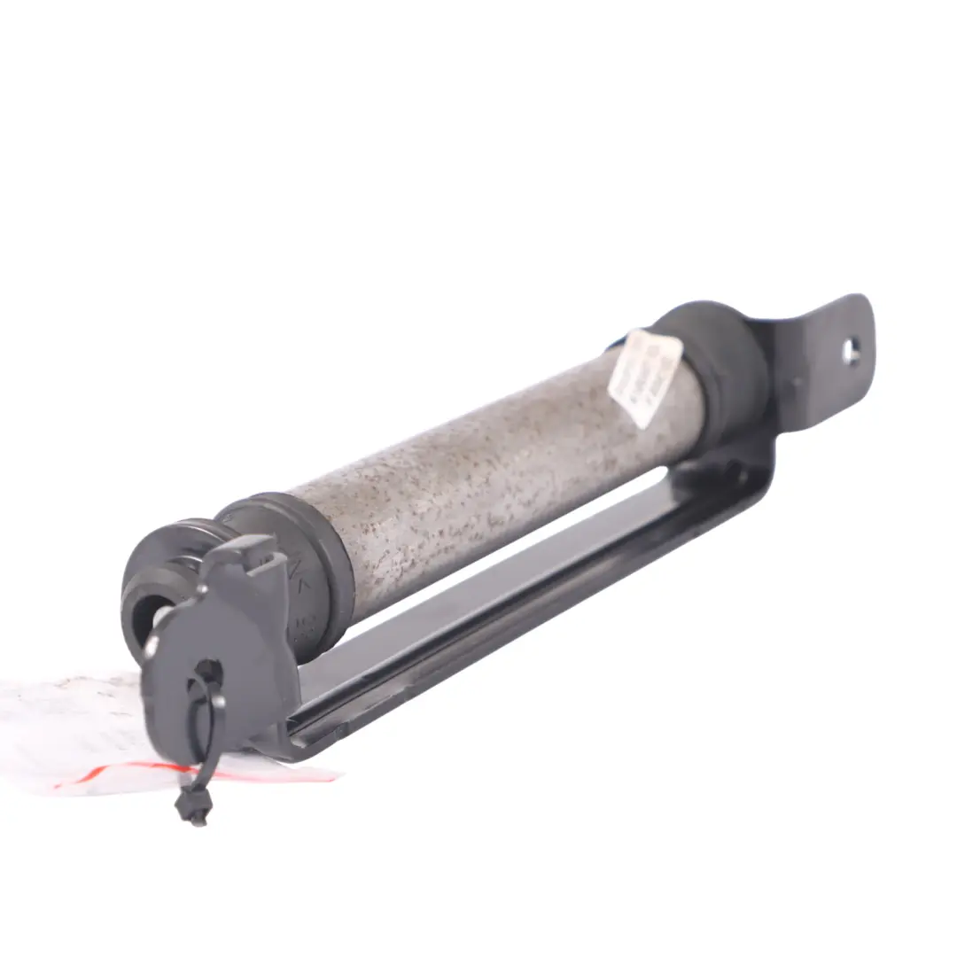 Contrapeso trasero para Audi A4 B9 Volkswagen Golf 7 con número de pieza 8W9827242B Audi A4 B9 Volkswagen Golf 7 Contrapeso trasero - SKU 8W9827242B - Número de pieza 8W9827242B