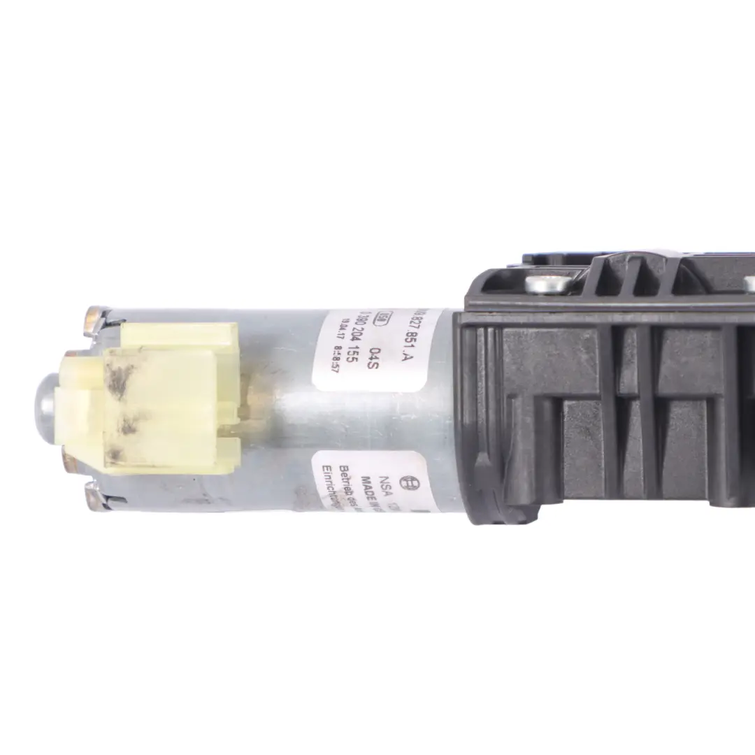 Audi A4 B9 Charnière Hayon arrière Couvercle coffre gauche - SKU 8W9827299B - Numéro de pièce 8W9827299B