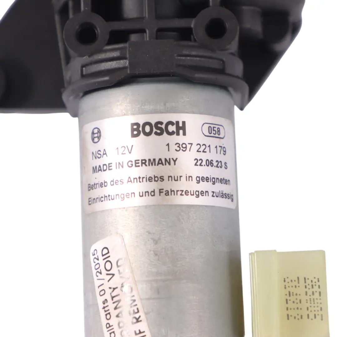 Audi A4 B9 Portón Bisagra Trasera Maletero Derecha Navarra Azul Metalizado - H5X - SKU 8W9827300B-NAB - Número de pieza 8W9827300B