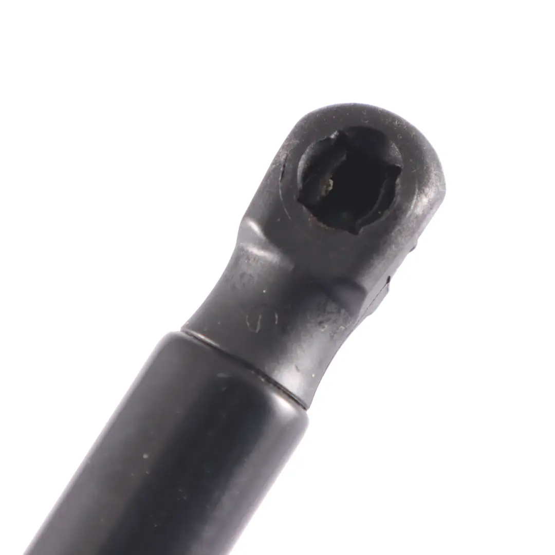 Coffre hayon Ensemble ressorts gaz Couvercle gauche droit pour Audi A4 B9 à propos du numéro de pièce 8W9827552E Audi A4 B9 Coffre hayon Ensemble ressorts gaz Couvercle gauche droit - SKU 8W9827552E - Numéro de pièce 8W9827552E