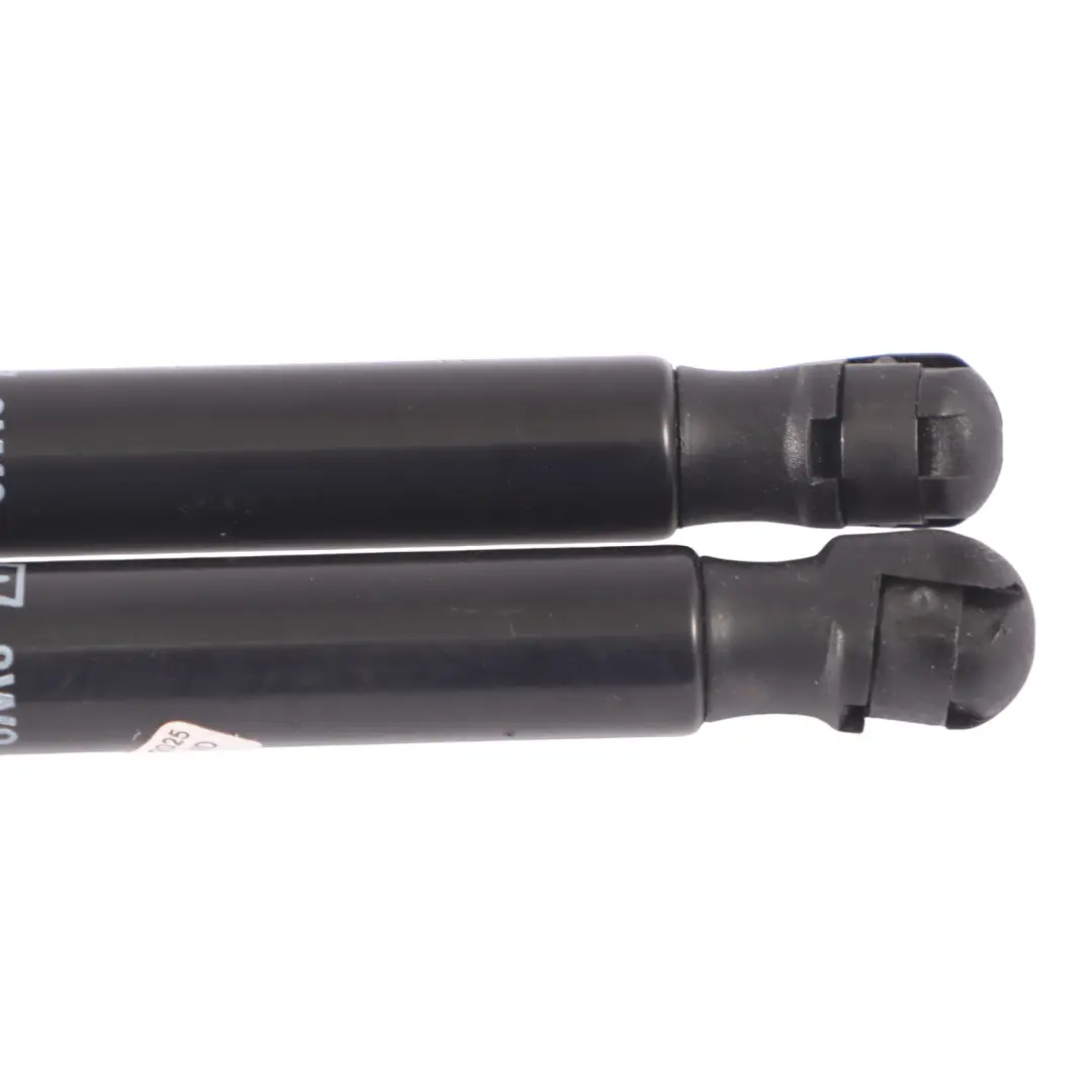 Coffre hayon Ensemble ressorts gaz Couvercle gauche droit pour Audi A4 B9 à propos du numéro de pièce 8W9827552E Audi A4 B9 Coffre hayon Ensemble ressorts gaz Couvercle gauche droit - SKU 8W9827552E - Numéro de pièce 8W9827552E