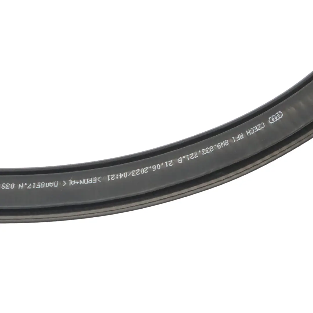 Audi A4 B9 Porte Arrière Joint Intérieur Caoutchouc Gauche Droite - SKU 8W9833721C - Numéro de pièce 8W9833721C