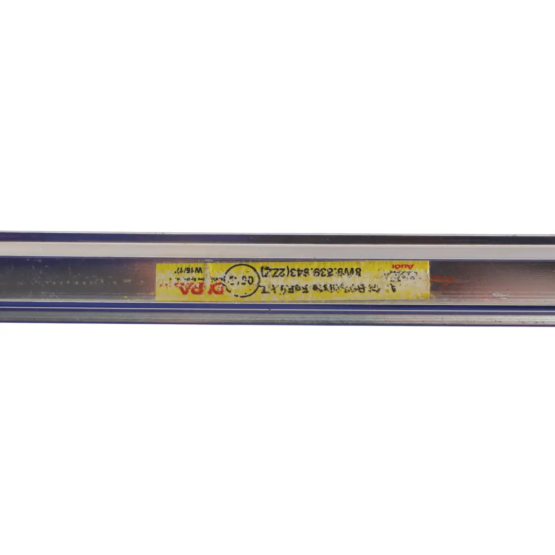 Burlete Puerta Exterior Izquierda Tira Ventana Cromada para Audi A4 B9 con número de pieza 8W9839643 Audi A4 B9 Burlete Puerta Exterior Izquierda Tira Ventana Cromada - SKU 8W9839643 - Número de pieza 8W9839643