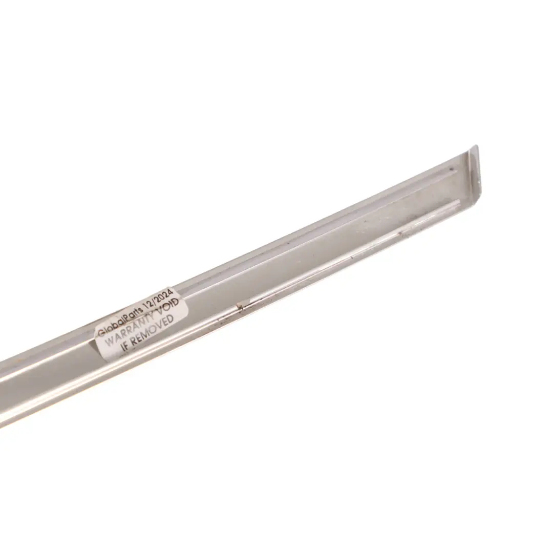 Audi A4 B9 Burlete Puerta Exterior Izquierda Tira Ventana Cromada - SKU 8W9839643 - Número de pieza 8W9839643