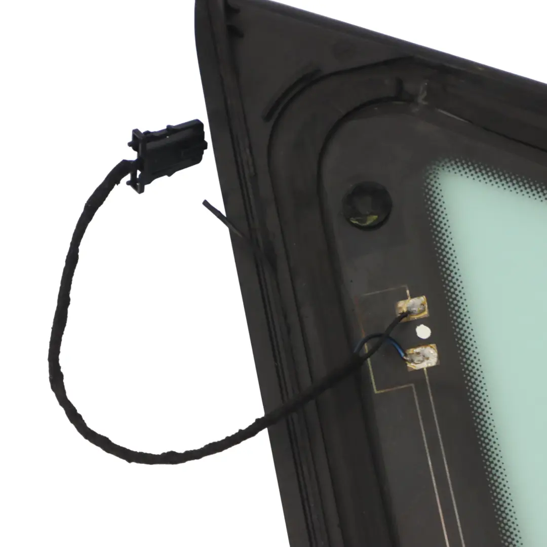 Cuarto Triángulo Ventana Vidrio Trasero Derecho AS2 para Audi A4 B9 con número de pieza 8W9845298P Audi A4 B9 Cuarto Triángulo Ventana Vidrio Trasero Derecho AS2 - SKU 8W9845298P - Número de pieza 8W9845298P