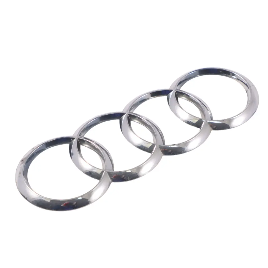 Audi A4 B9 Emblem Logo Badge Anneaux chromés Audi - SKU 8W9853742 - Numéro de pièce 8W9853742
