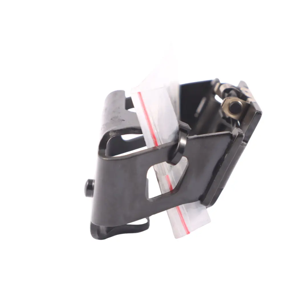 Audi A4 B9 8W Gepäcknetz Verriegelung Buchse Schwarz Links - SKU 8W9861735 - Teilenummer 8W9861735
