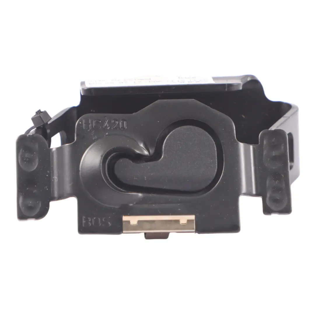 Audi A4 B9 Halterung Abdeckung Rollo Hinten Links - SKU 8W9861735A - Teilenummer 8W9861735A