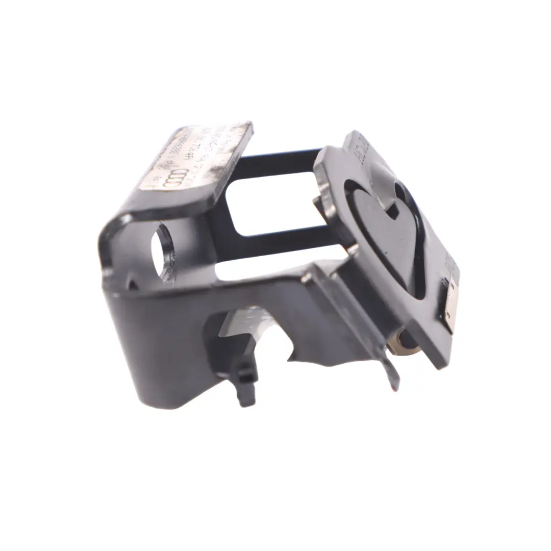 Rete contenimento bagagli Presa blocco anteriore destra per Audi A4 B9 8W con numero di parte 8W9861736 Audi A4 B9 8W Rete contenimento bagagli Presa blocco anteriore destra - SKU 8W9861736 - Numero di parte 8W9861736