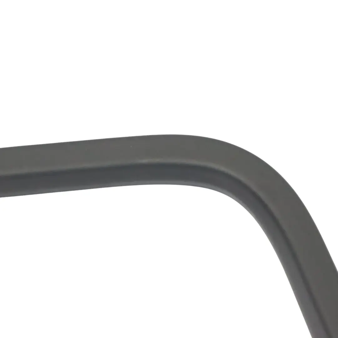 Audi A4 B9 Moulure d'encadrement de vitre de porte arrière gauche - SKU 8W9867671 - Numéro de pièce 8W9867671