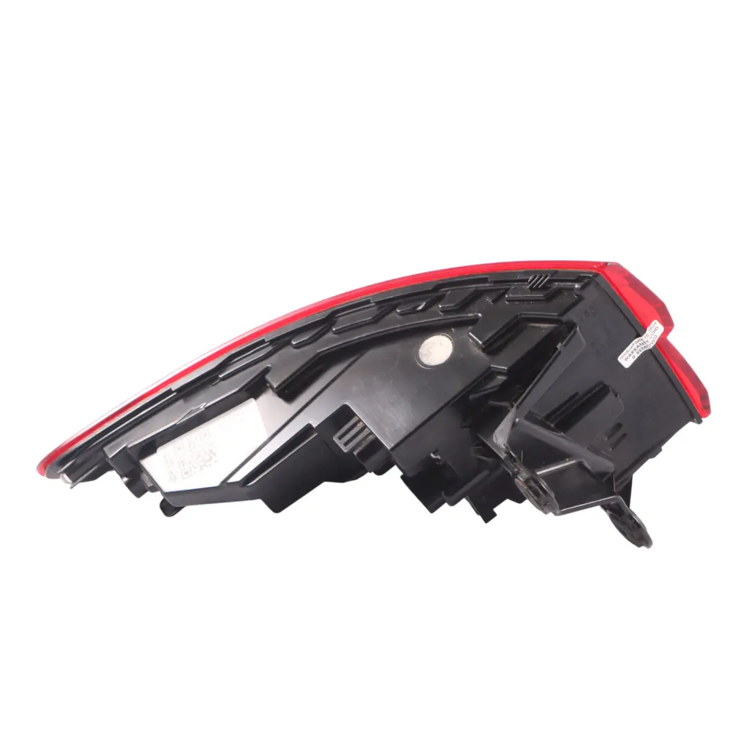 Feu arrière droit pour Audi A4 B9 à propos du numéro de pièce 8W9945092 Audi A4 B9 Feu arrière droit - SKU 8W9945092 - Numéro de pièce 8W9945092