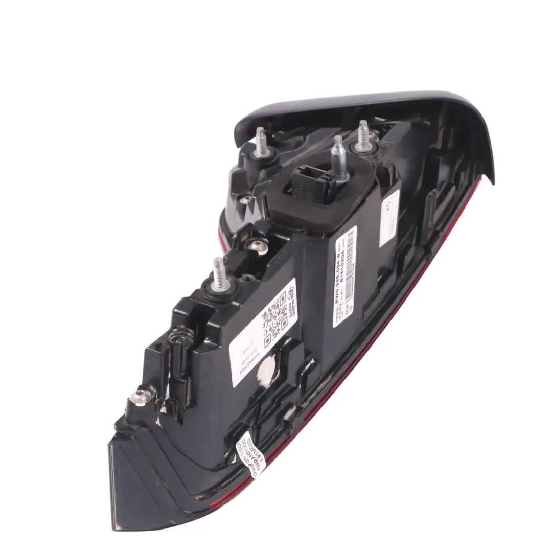 Feu arrière gauche Lumière Couvercle coffre Coffre hayon pour Audi A4 B9 à propos du numéro de pièce 8W9945094B Audi A4 B9 Feu arrière gauche Lumière Couvercle coffre Coffre hayon - SKU 8W9945094B - Numéro de pièce 8W9945094B