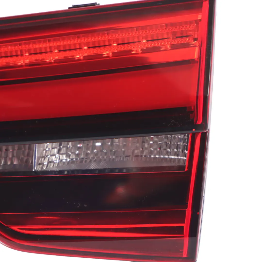 Feu arrière gauche Lumière Couvercle coffre Coffre hayon pour Audi A4 B9 à propos du numéro de pièce 8W9945094B Audi A4 B9 Feu arrière gauche Lumière Couvercle coffre Coffre hayon - SKU 8W9945094B - Numéro de pièce 8W9945094B